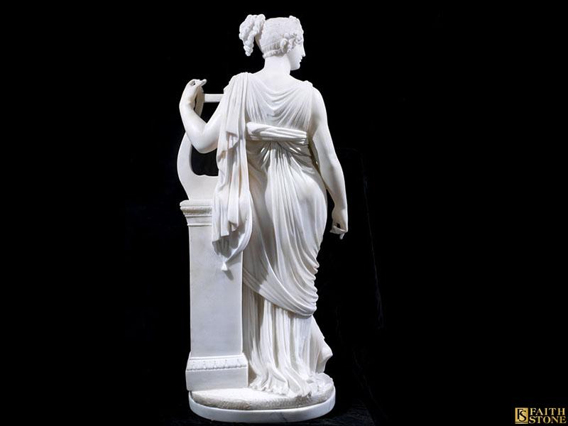 Statue en marbre de Terpsichore, d'après Canova